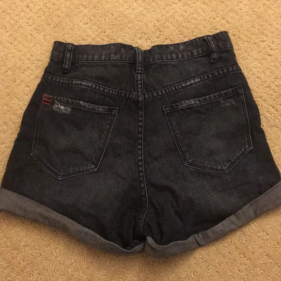 Urban outfitters jean shorts - Picture 2 of 4